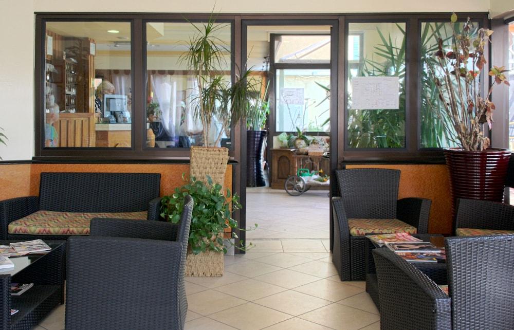 Hotel Ping Pong Lido di Ostia Exterior photo